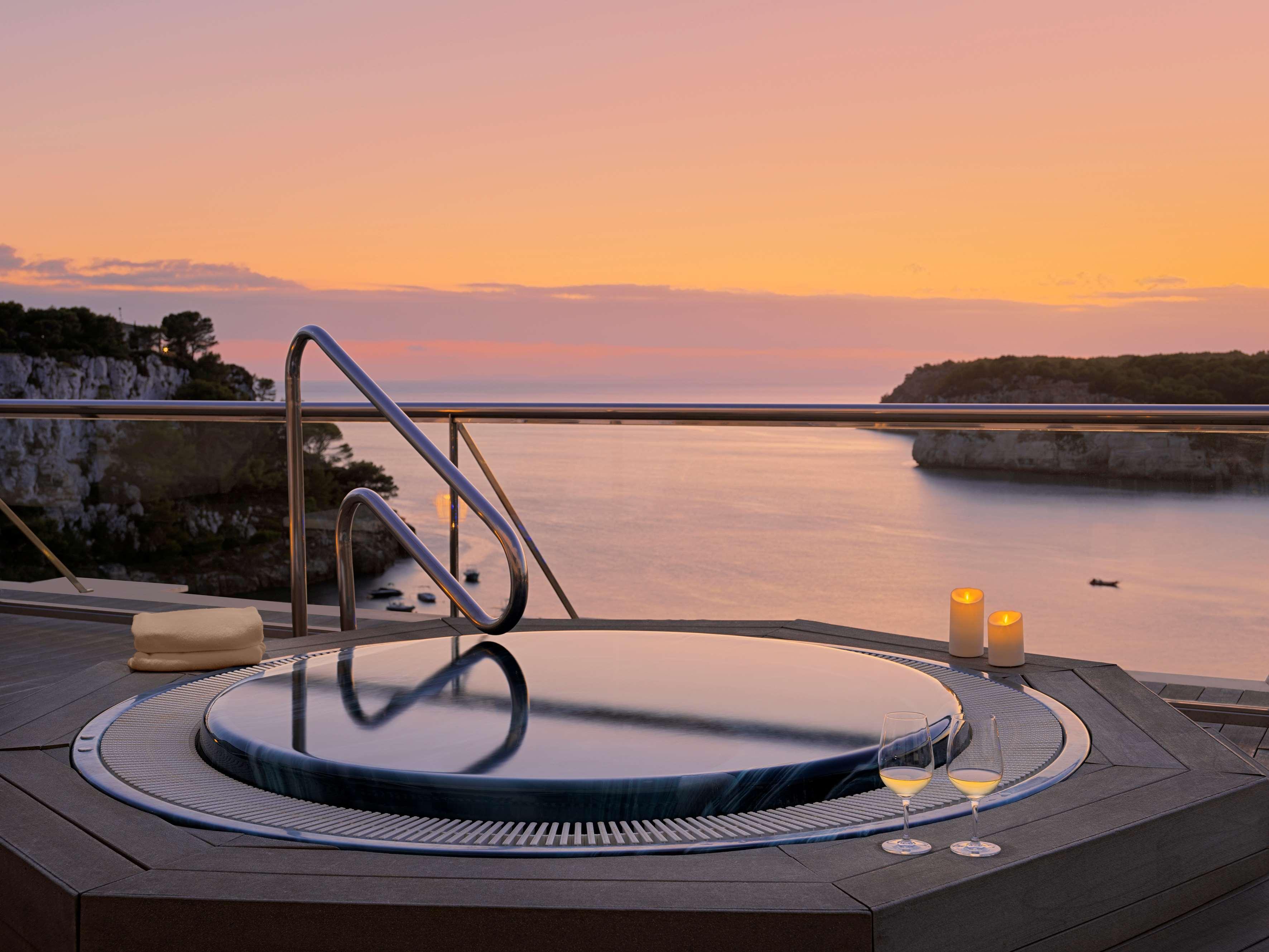 Melia Cala Galdana Hotel Cala Galdana  Exterior foto The spa at the Mandarin Oriental, Geneva